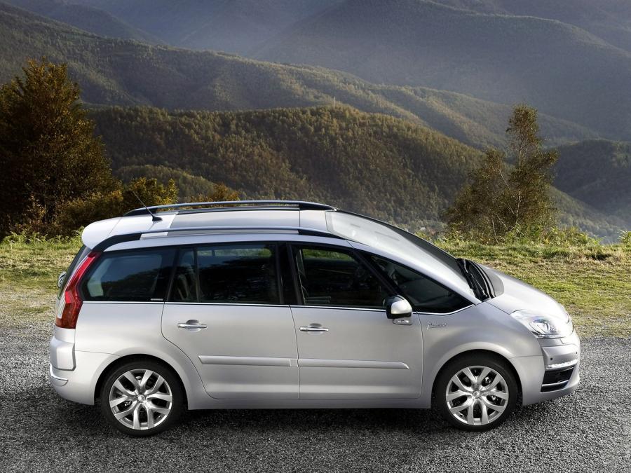  Citroen C4 Grand Picasso 2010 года  (фото 17 из 24)